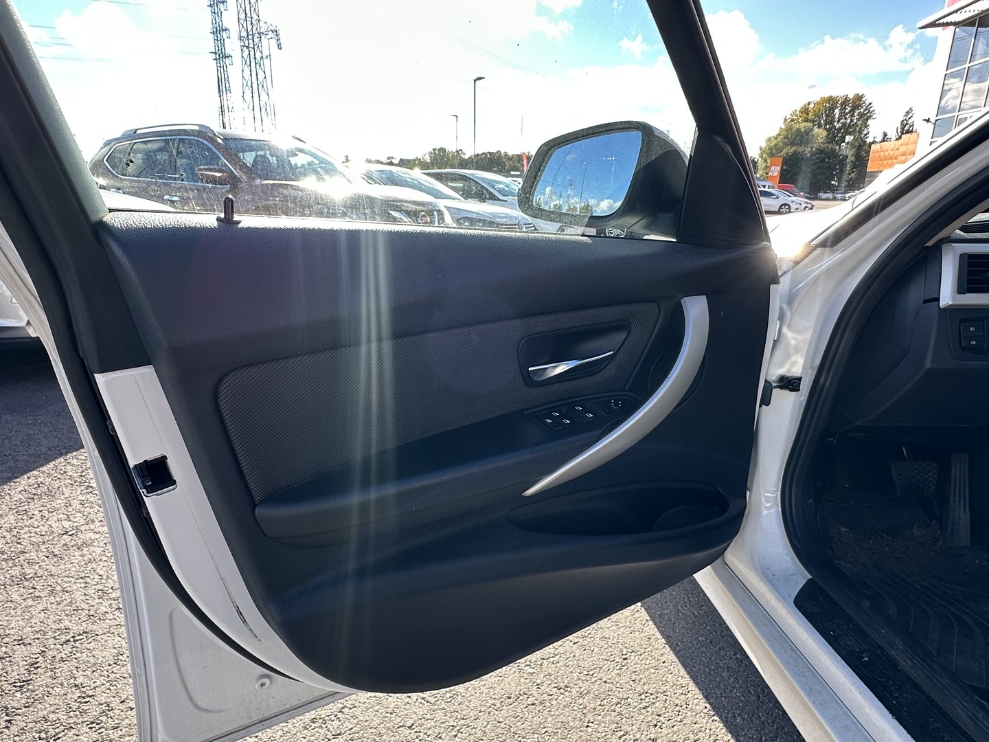 BMW 320 2015, kuva 4/10