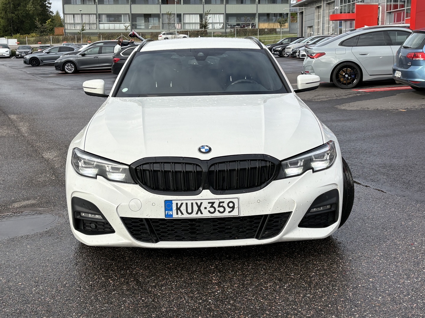 BMW - 320 - G21 Touring 320d A xDrive Business M Sport - Farmari