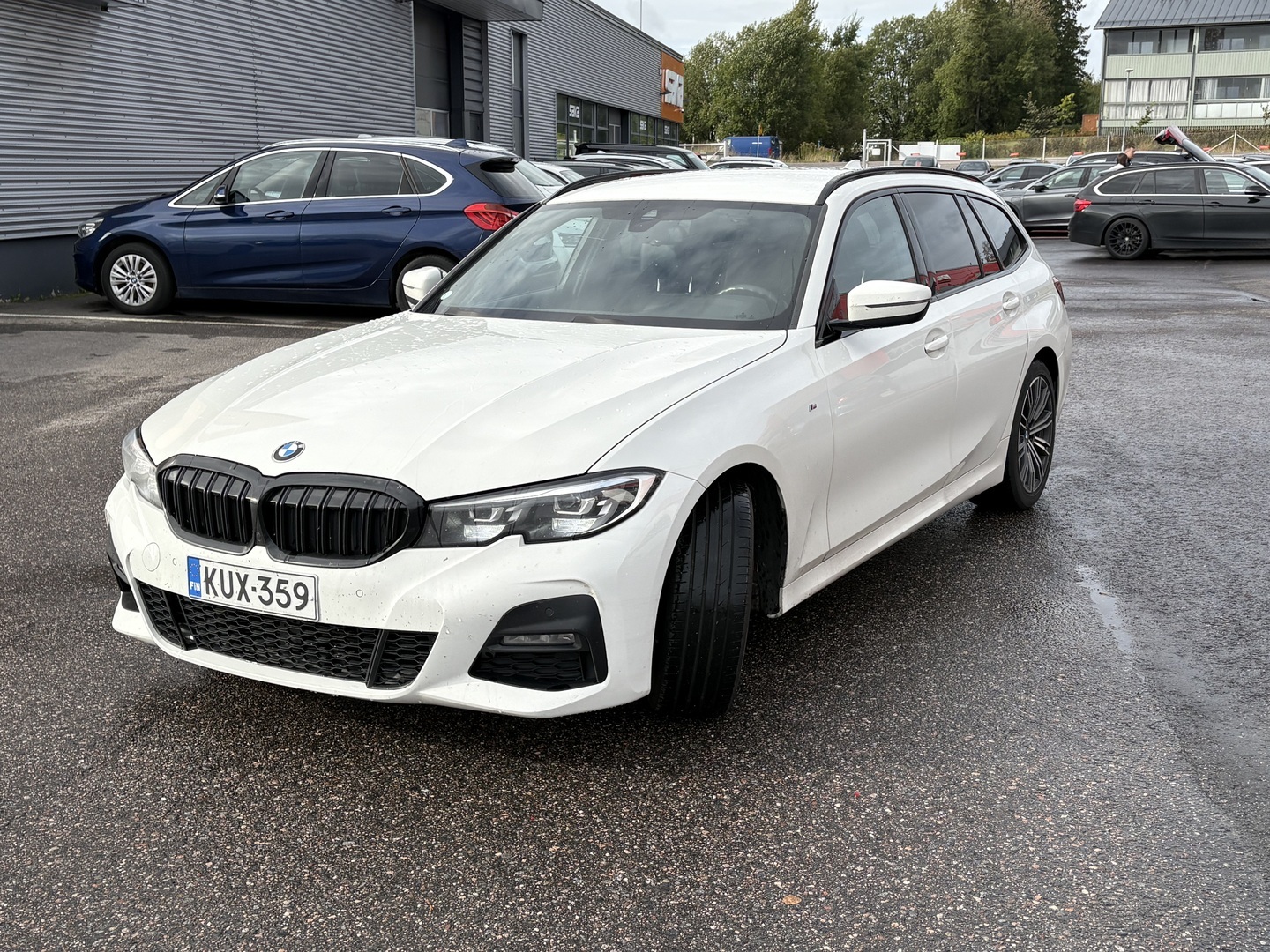 BMW - 320 - G21 Touring 320d A xDrive Business M Sport - Farmari