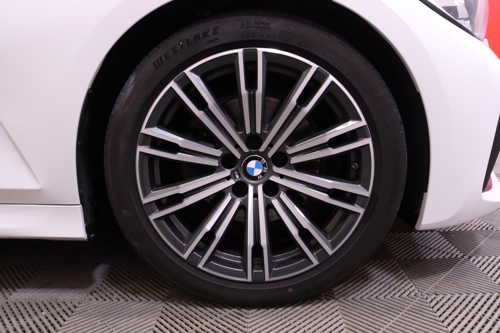 BMW - 320 - G21 Touring 320d A xDrive Business M Sport - Farmari