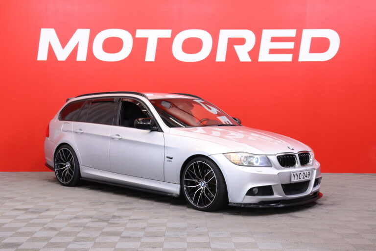 BMW - 325 - i A xDrive M Sport - Farmari
