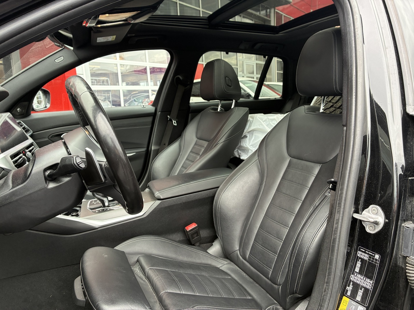BMW - 330 - G21 Touring 330e xDrive A Charged Edition M Sport / Laser / ACC / 360 / H&K / Muistipenkit / HUD // - Farmari
