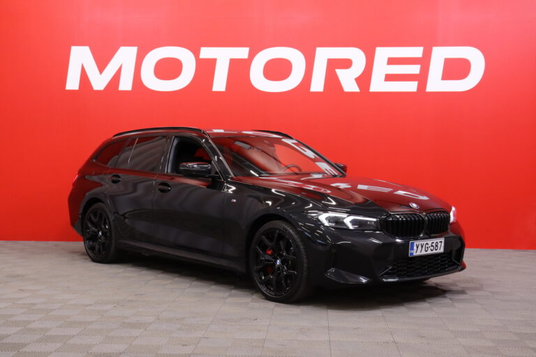 BMW - 330 - G21 Touring 330e xDrive A Charged Plus Edition M Sport - Farmari