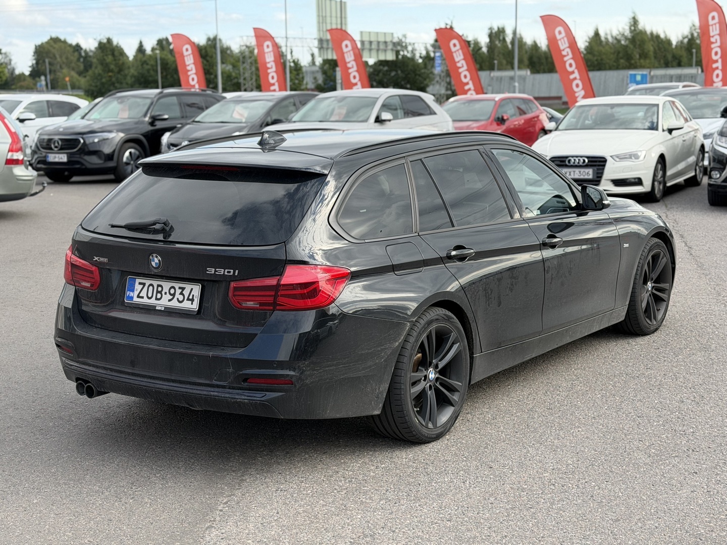 BMW - 330 - F31 Touring 330i A xDrive Sportline - Farmari