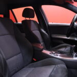 BMW - 330 - A E91 Touring - Farmari