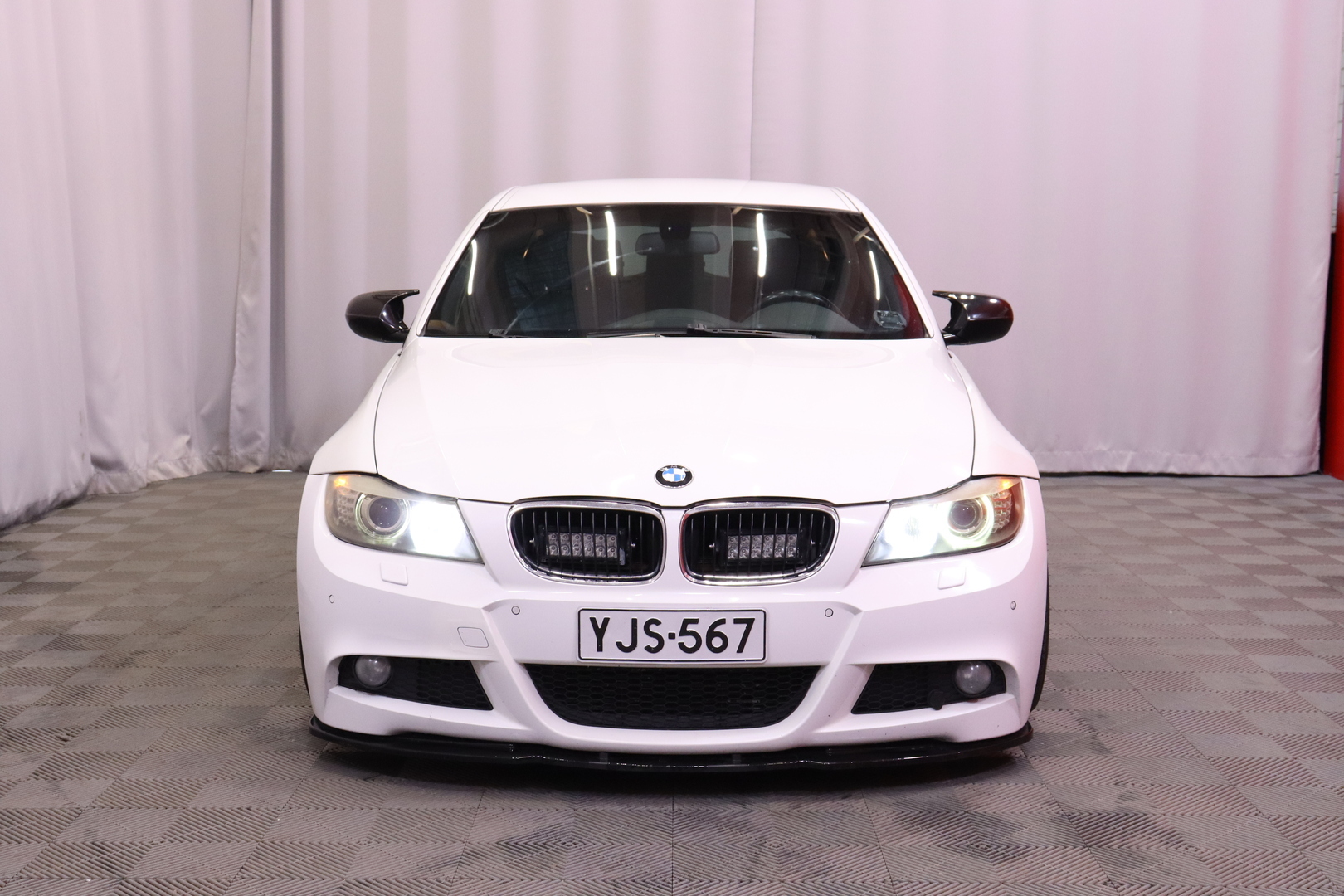 BMW - 330 - A E91 Touring - Farmari