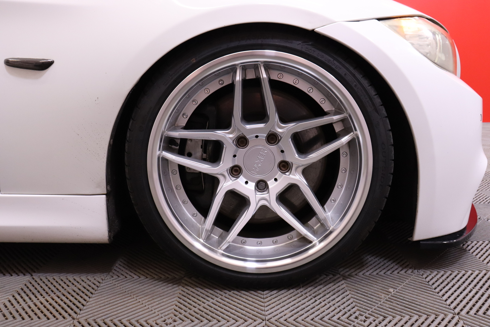 BMW - 330 - A E91 Touring - Farmari