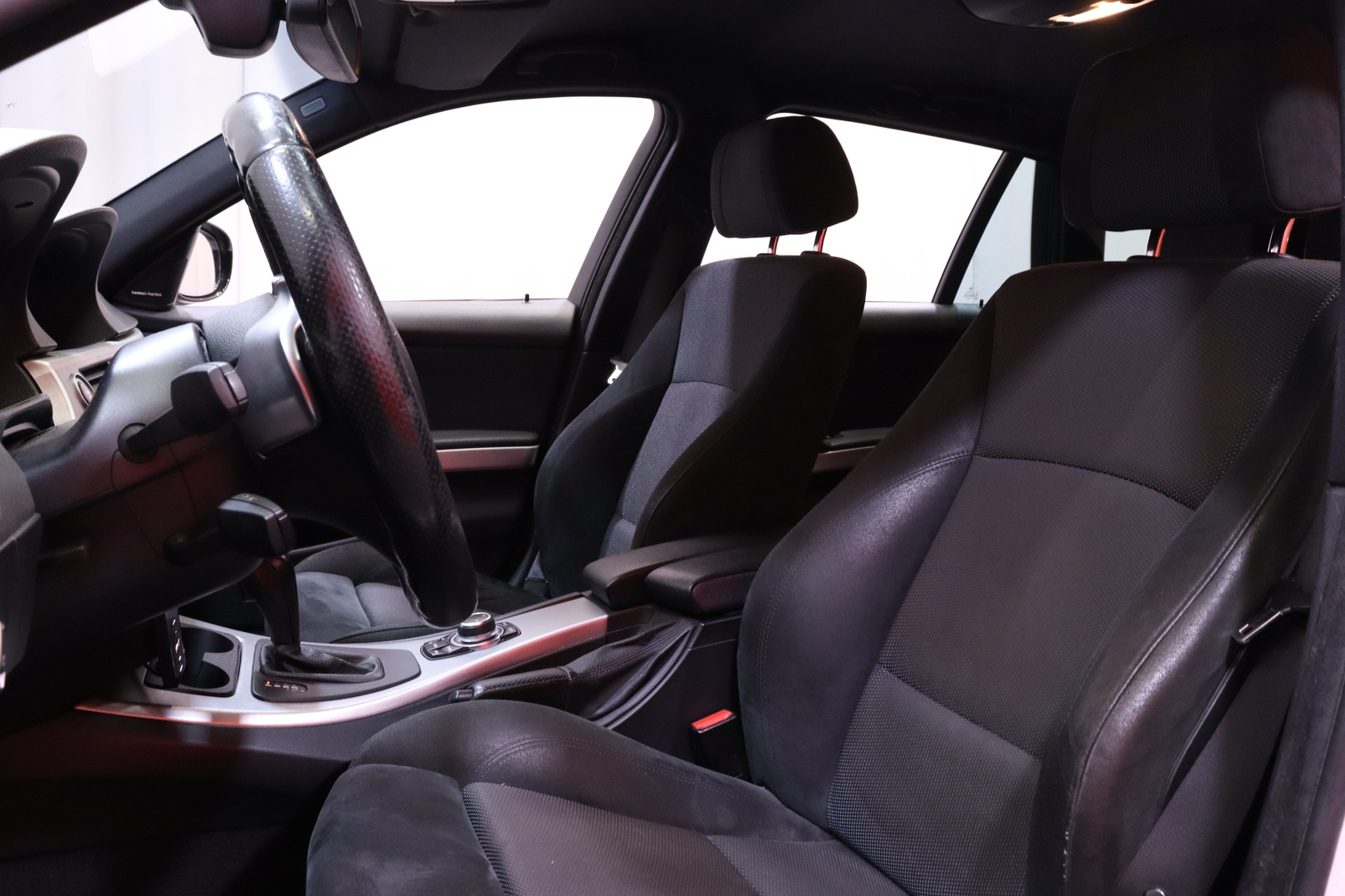 BMW - 330 - A E91 Touring - Farmari
