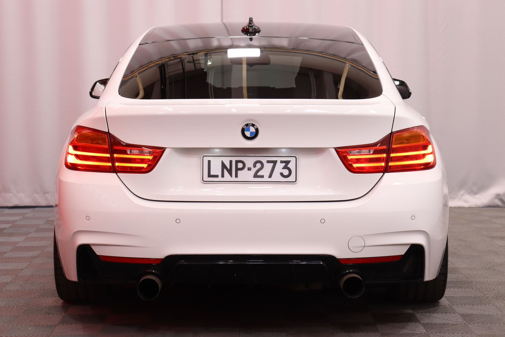 BMW - 430 - F36 Gran Coupe xDrive Business M Sport // Suomi-auto / BC Racing / Bi-Xenon / Lohko+sisäpistoke / Vakkari / Alcantara // - Sedan