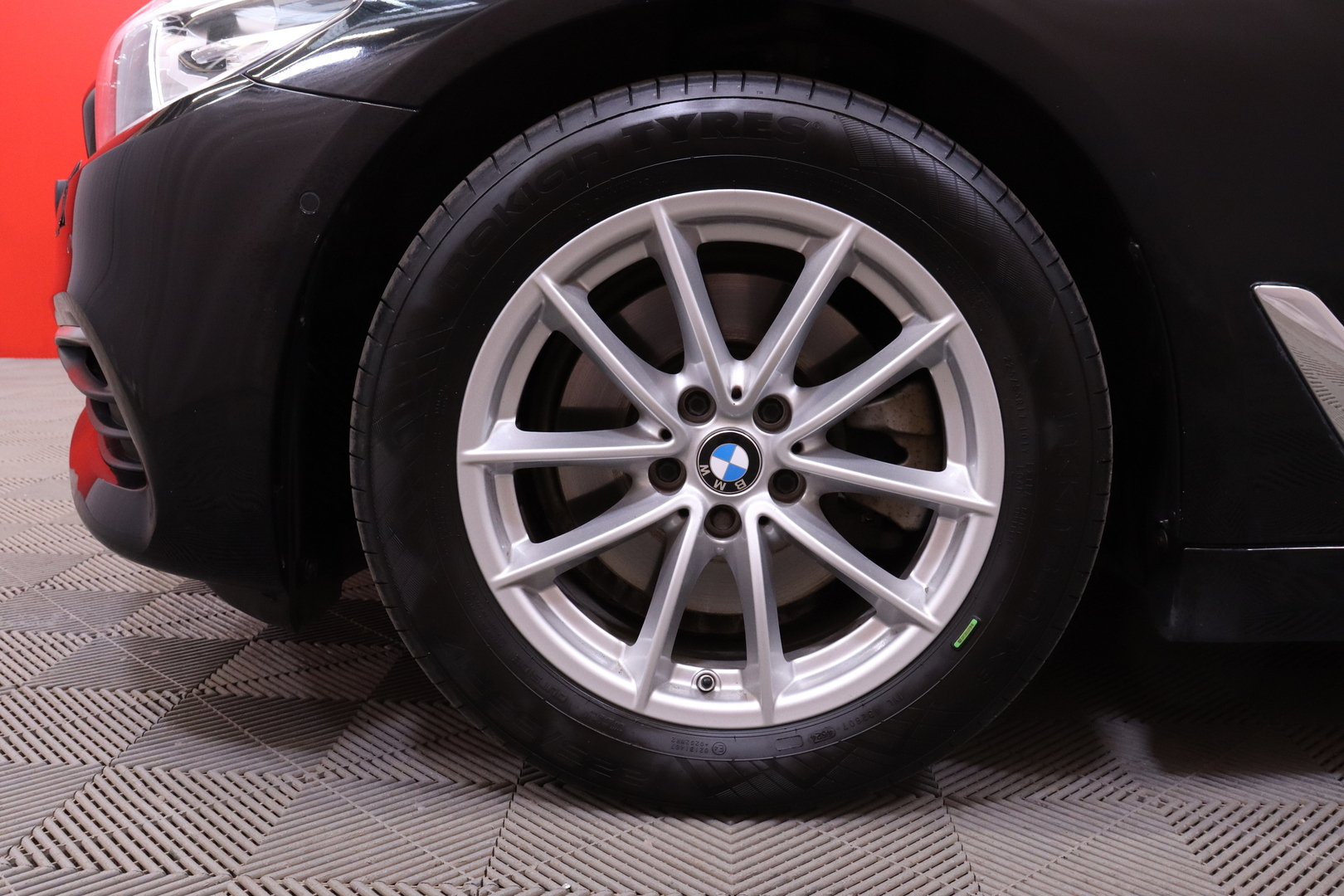 BMW - 520 - G31 Touring 520d A xDrive Business - Farmari