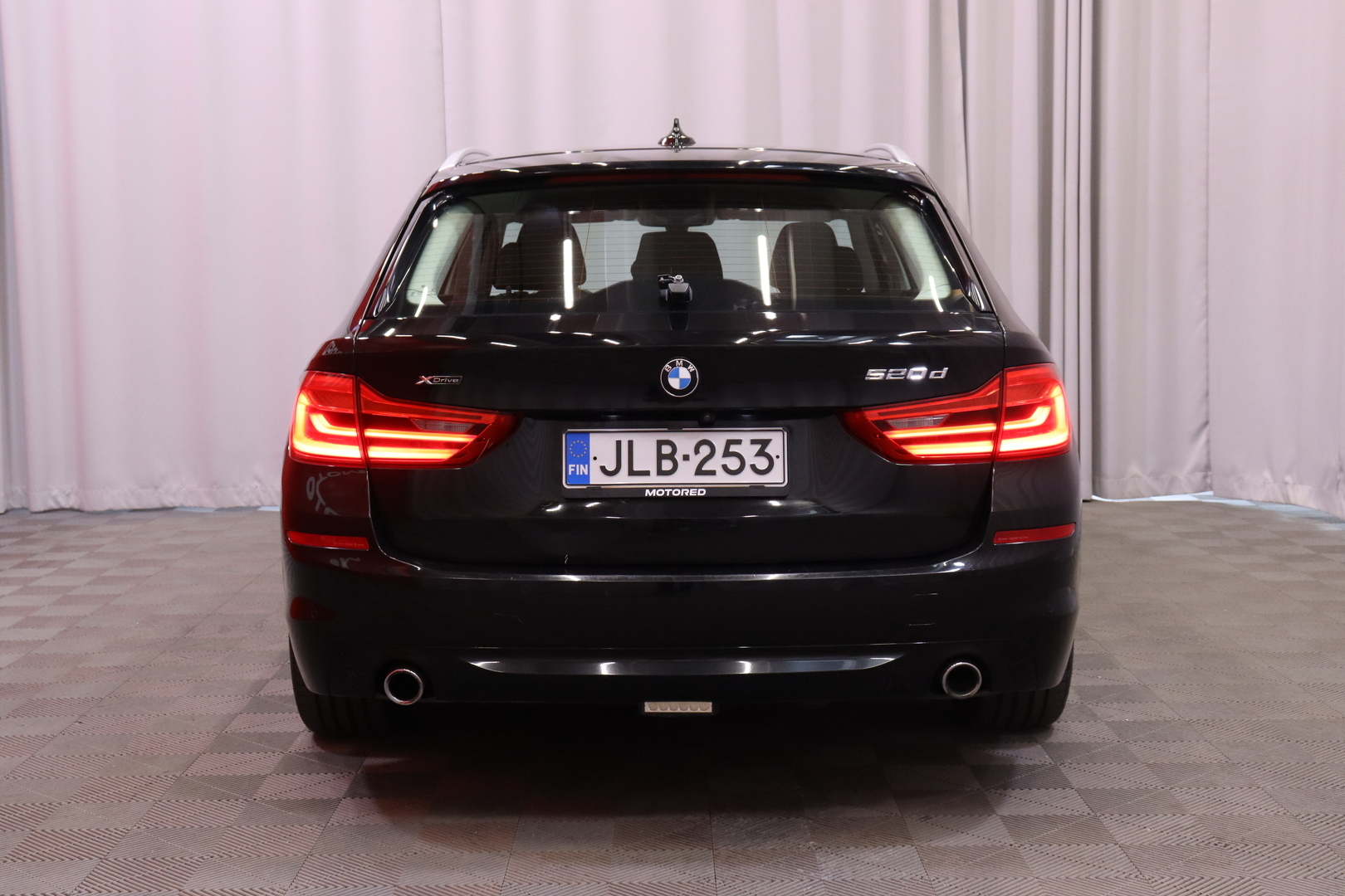 BMW - 520 - G31 Touring 520d A xDrive Business - Farmari