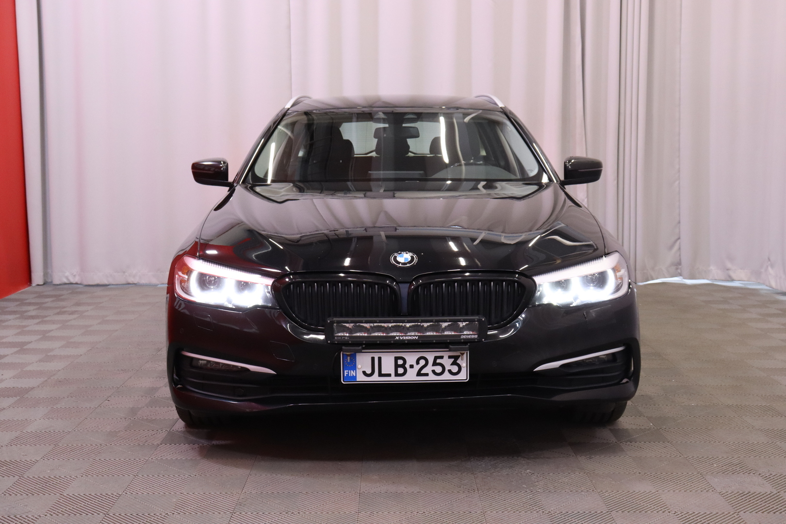 BMW - 520 - G31 Touring 520d A xDrive Business - Farmari