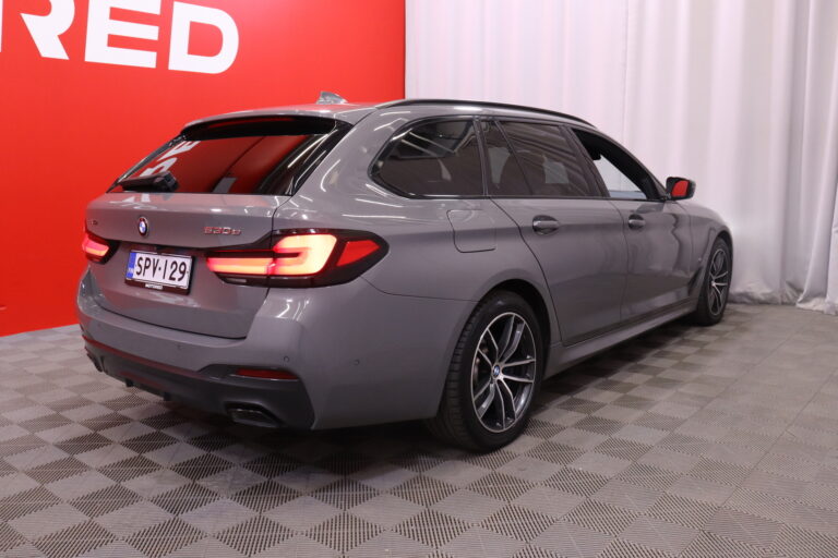 BMW 530