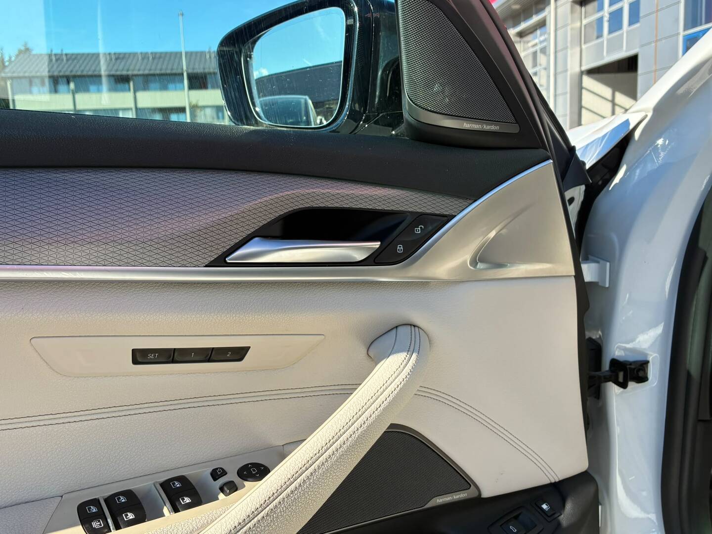 BMW - 530 - e iPerformance Sedan M Sport - Sedan