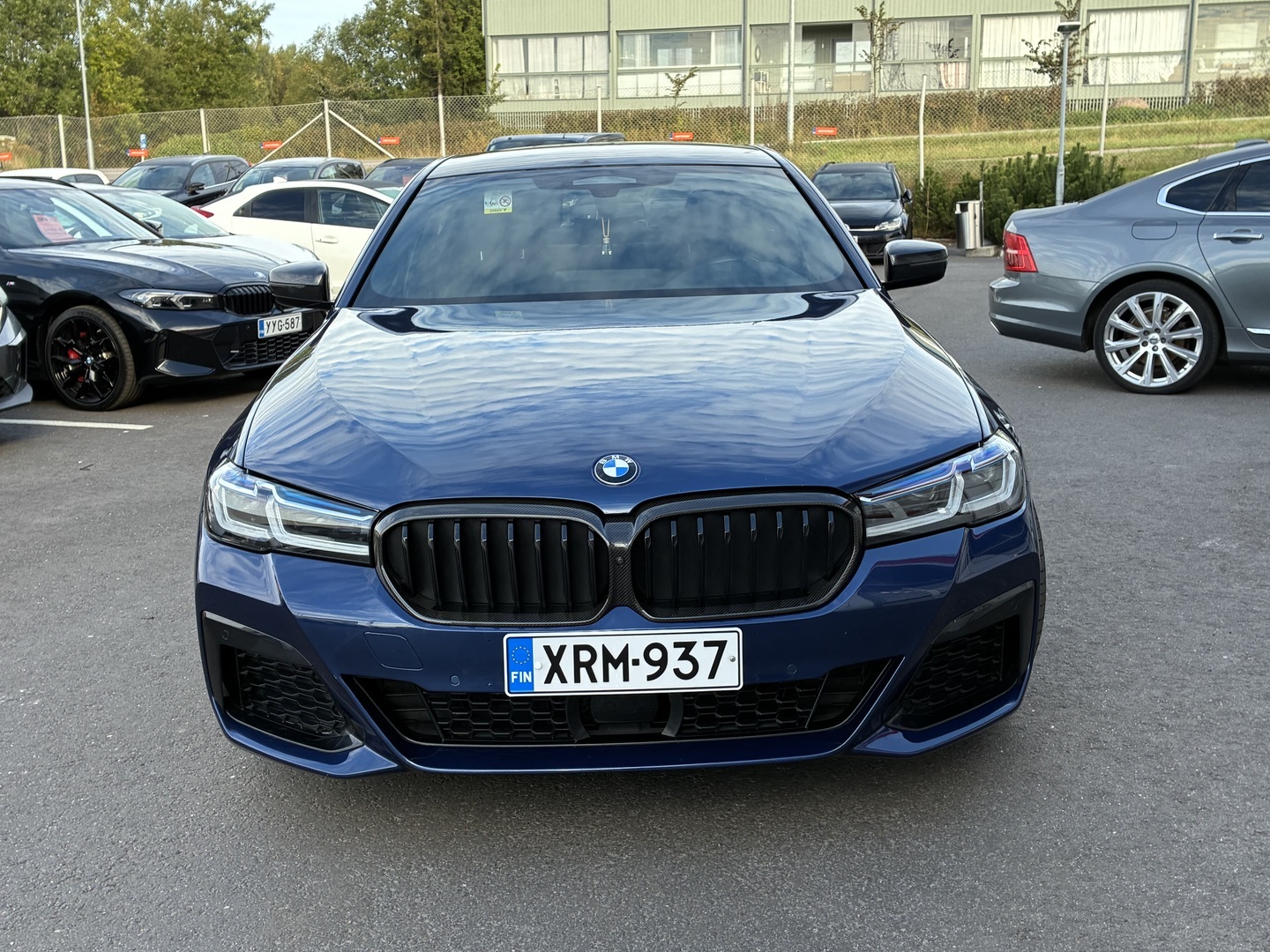 BMW - 530 - G30 Sedan 530e xDrive A Charged Edition M Sport - Sedan