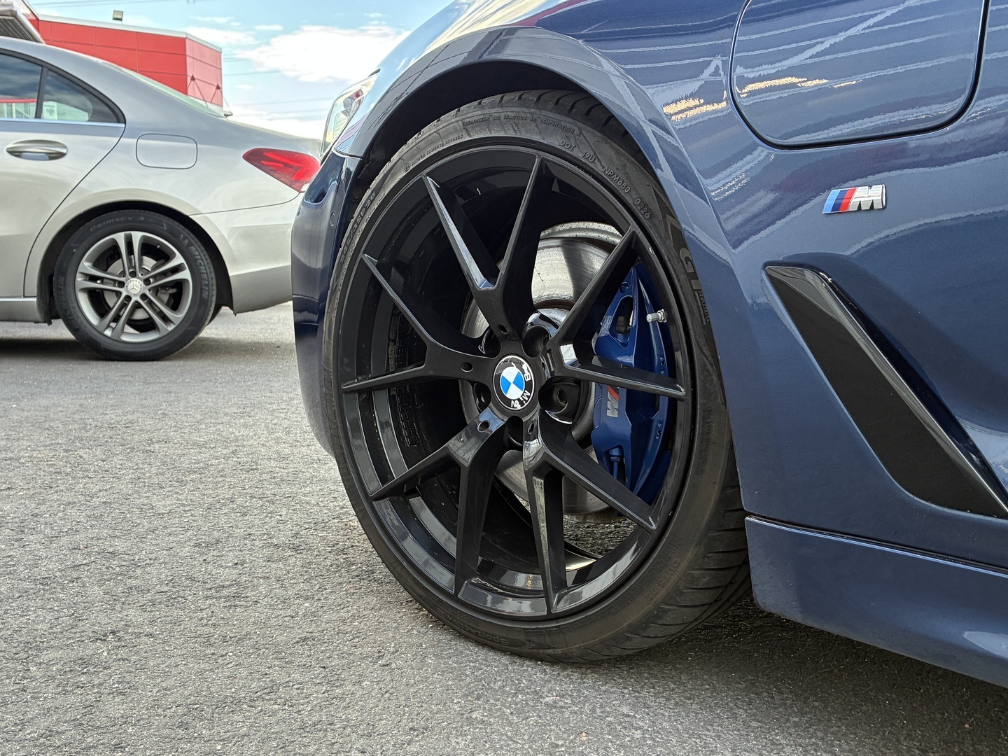 BMW - 530 - G30 Sedan 530e xDrive A Charged Edition M Sport - Sedan