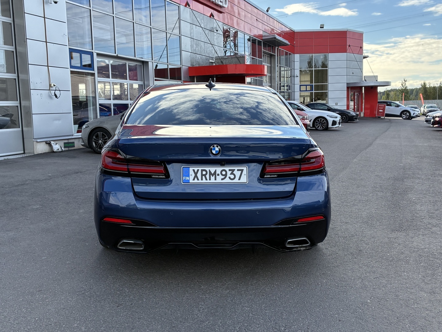 BMW - 530 - G30 Sedan 530e xDrive A Charged Edition M Sport - Sedan