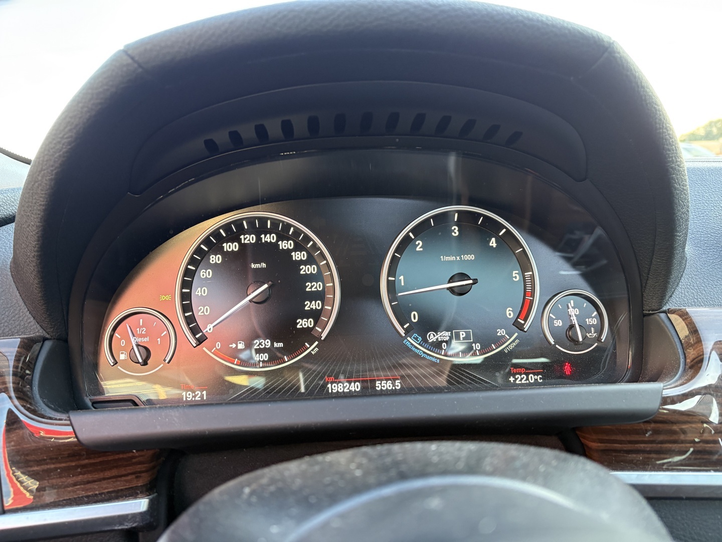 BMW - 640 - F06 Gran Coupé 640d A xDrive - Sedan