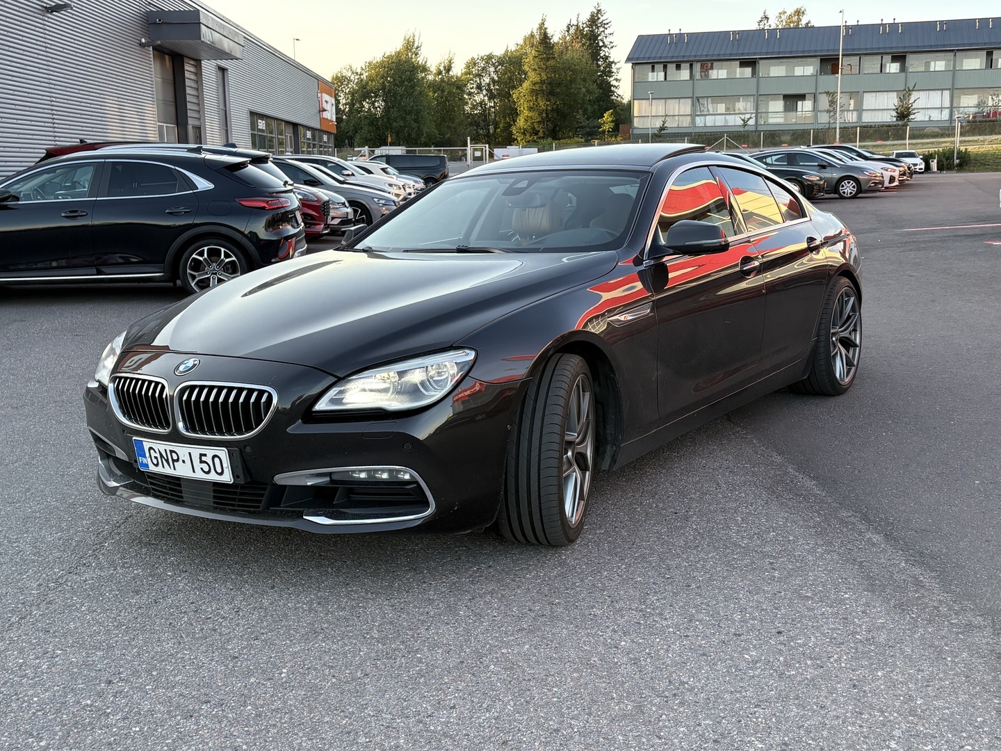 BMW - 640 - F06 Gran Coupé 640d A xDrive - Sedan