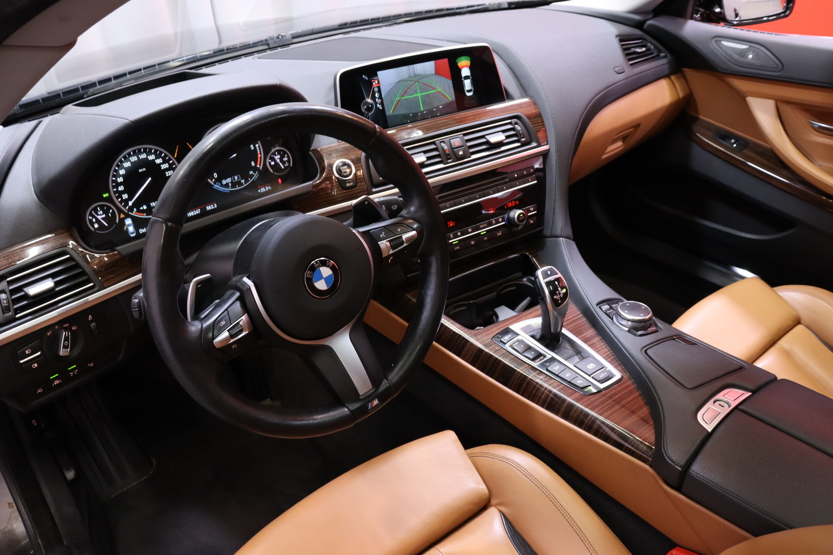 BMW - 640 - F06 Gran Coupé 640d A xDrive - Sedan