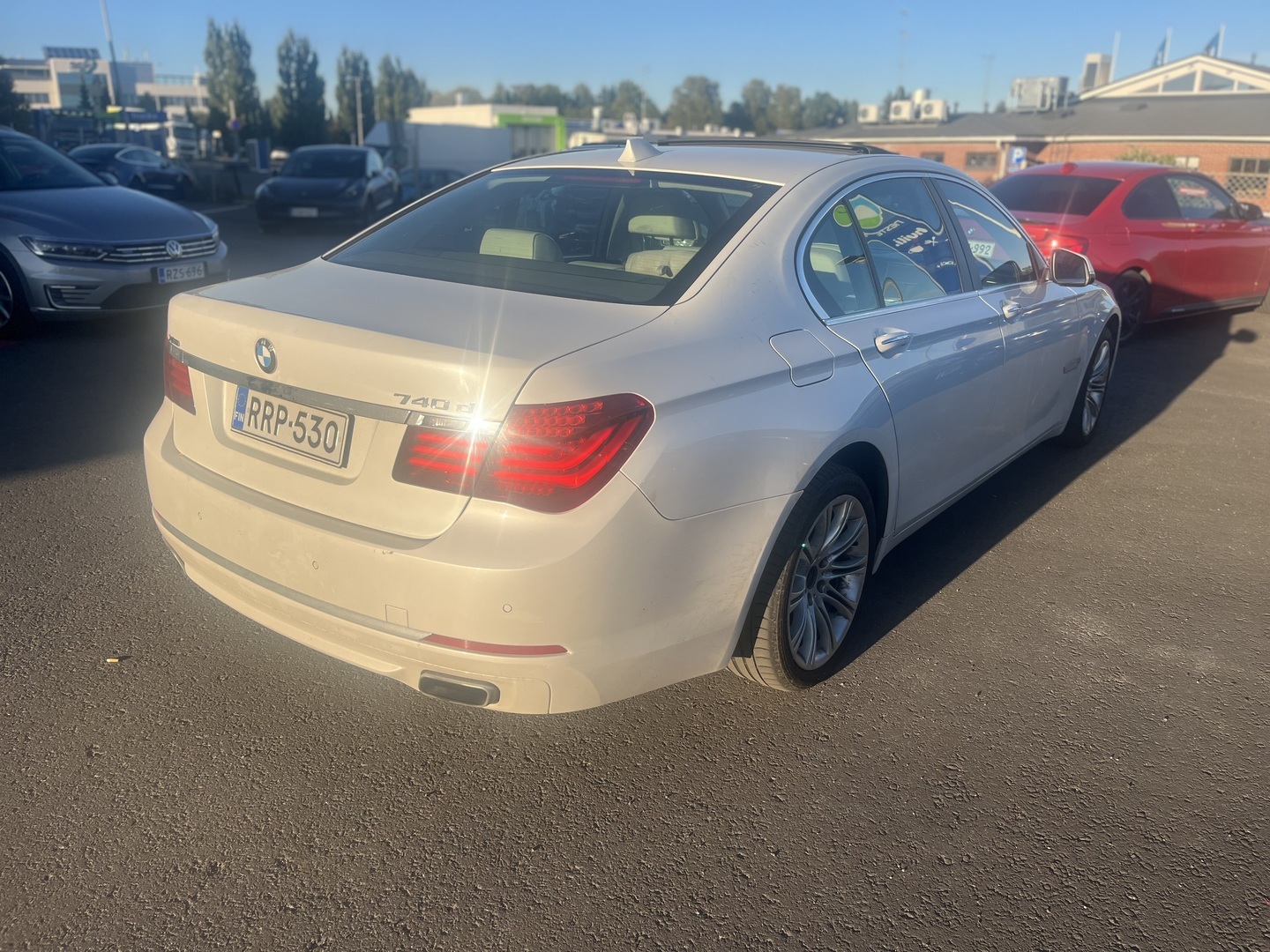 BMW - 740 - d xDrive - Sedan