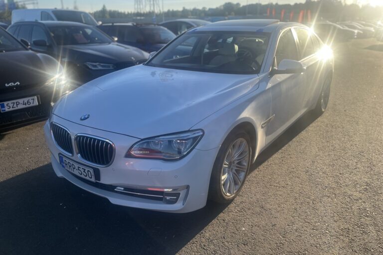 BMW - 740 - d xDrive - Sedan