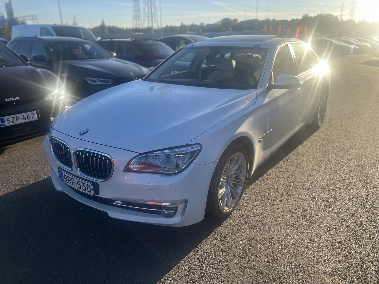 BMW - 740 - d xDrive - Sedan