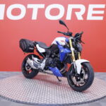 BMW - F - 900R // Vaihtoehto uudelle / Huoltokirja / Sivulaukut / Suomi-pyörä // - Moottoripyörä
