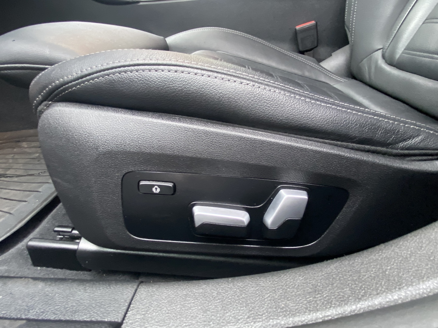 BMW - I4 M50 - M50 Fully Charged - Sedan