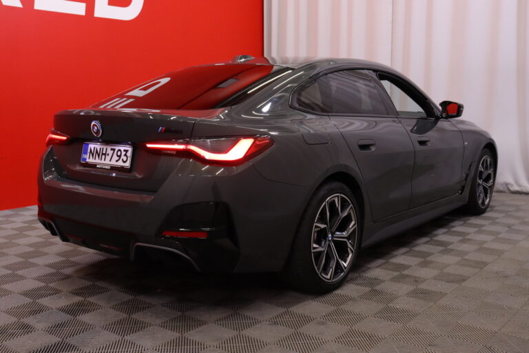 BMW i4 M50