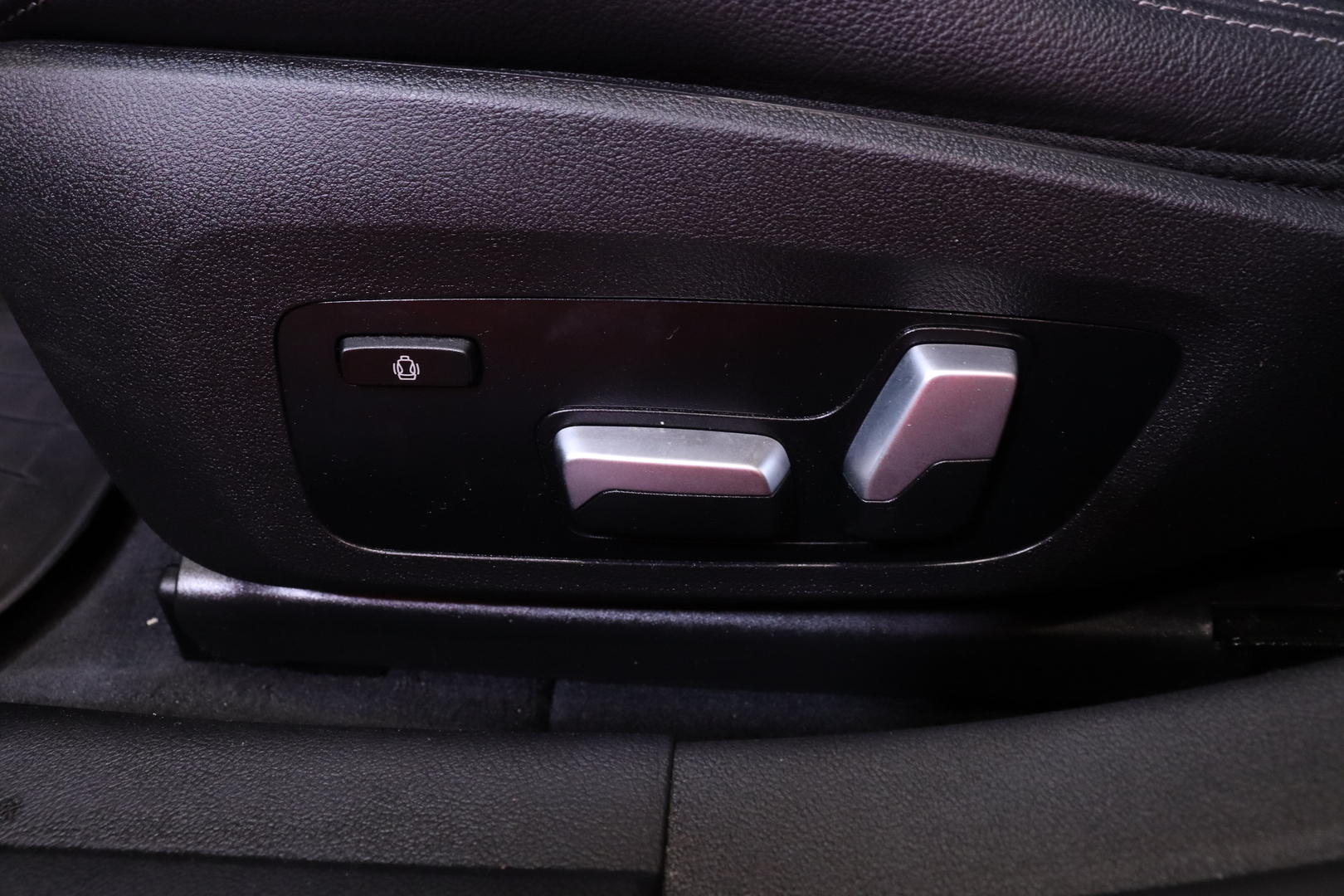 BMW - I4 M50 - M50 Fully Charged - Sedan