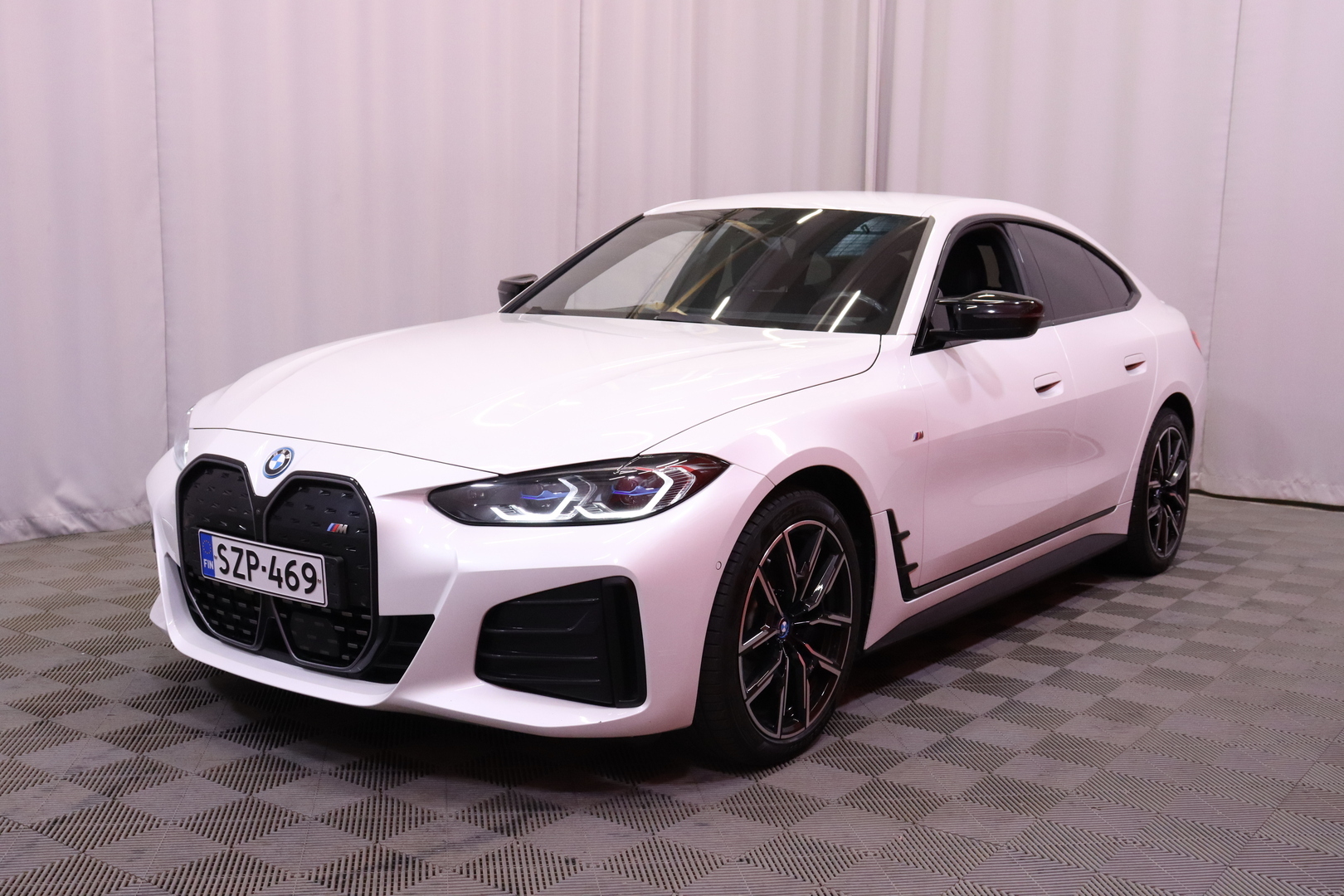 BMW - I4 M50 - M50 Fully Charged - Sedan