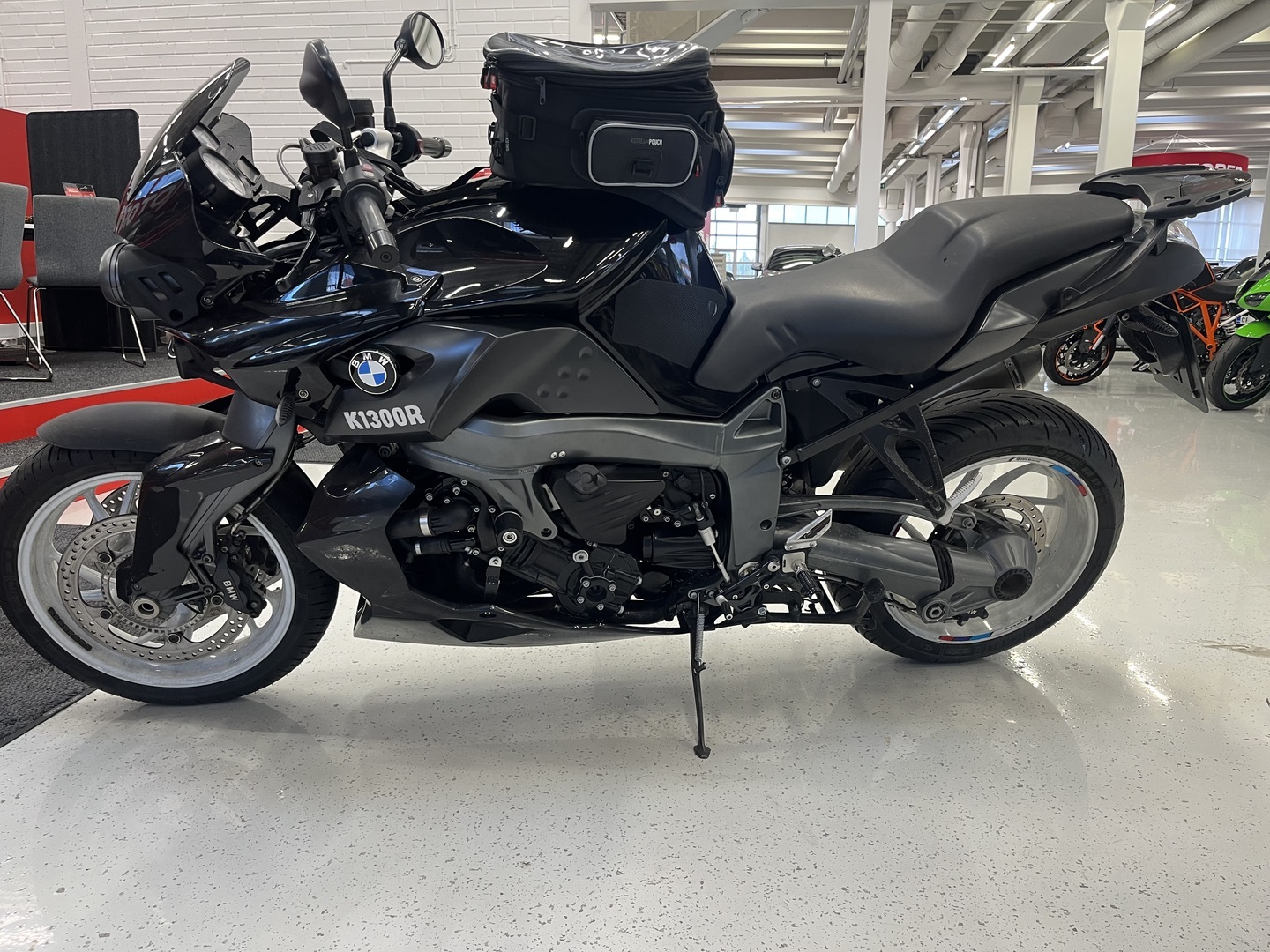 BMW - K - 1300 R // Juuri saapunut / ESA / TCS / LeoVince / Huoltokirja / Shifter // - Moottoripyörä
