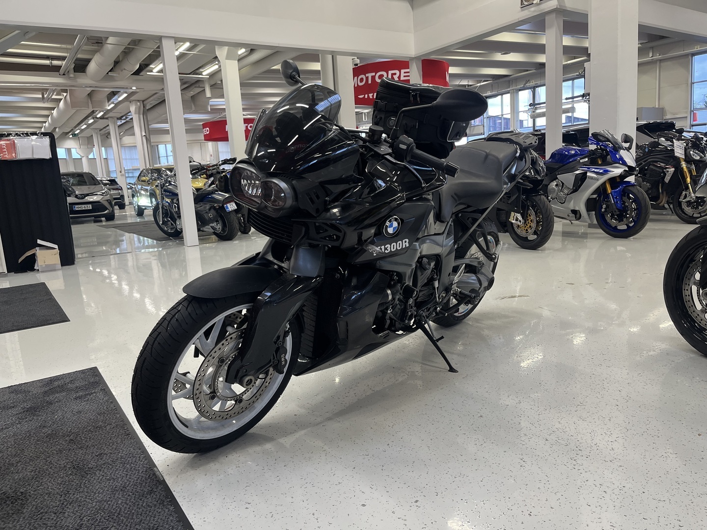 BMW - K - 1300 R // Juuri saapunut / ESA / TCS / LeoVince / Huoltokirja / Shifter // - Moottoripyörä