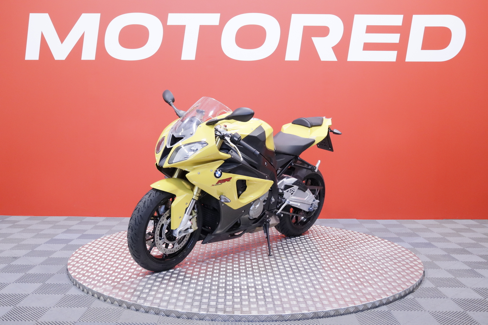 BMW - S - 1000RR // Suomi-pyörä / Huoltokirja / Akrapovic / Shifter / Ajomodet // - Moottoripyörä
