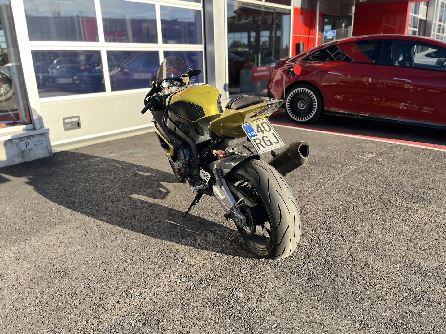 BMW - S - 1000RR // Shifter-Blipper / Huoltokirja / Akrapovic / Launch Control / Hiilikuitua // - Moottoripyörä