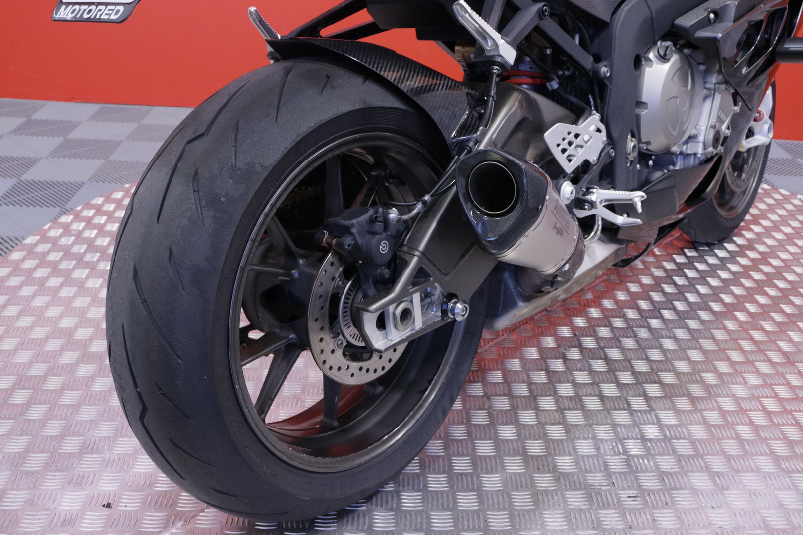 BMW - S - 1000RR // Suomi-pyörä / Huoltokirja / Ajomodet / Shifter / Kaatumatapit // - Moottoripyörä