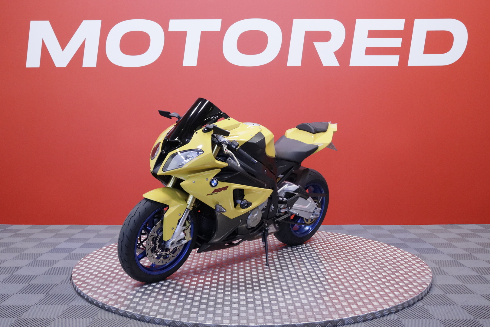 BMW - S - 1000RR // Öhlins / Takovanteet! / Akrapovic / Shifter / Huoltokirja / Suomi-pyörä // - Moottoripyörä
