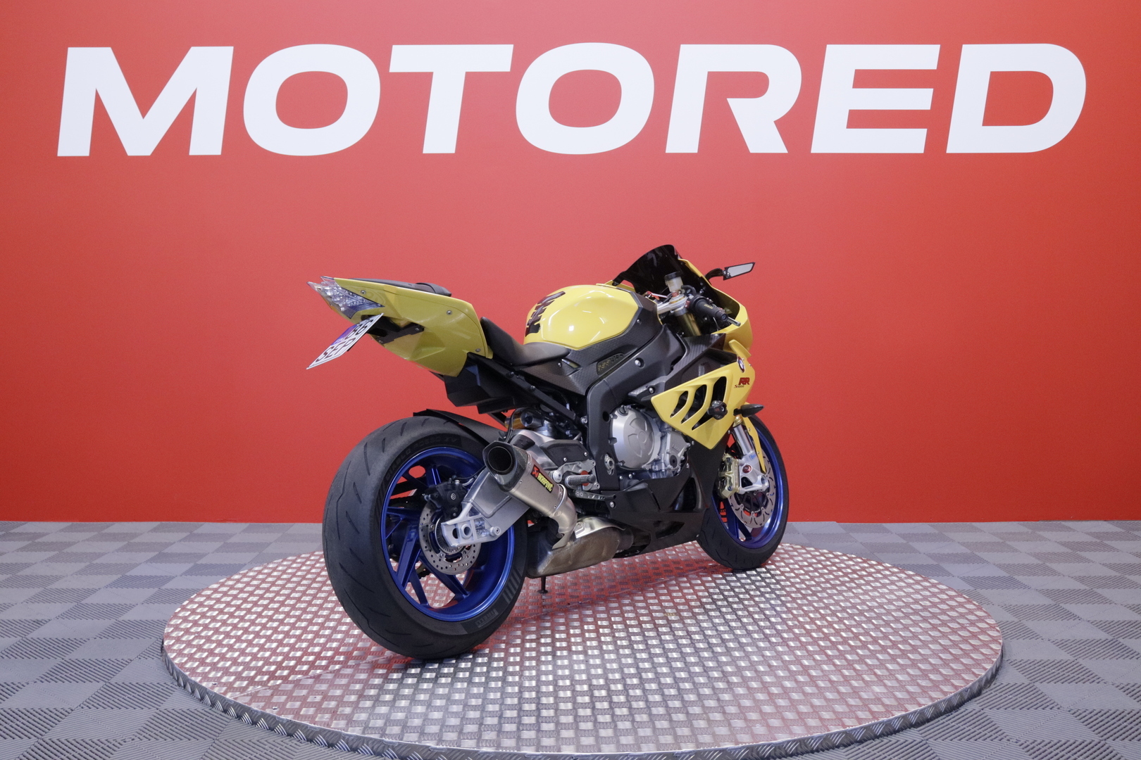 BMW - S - 1000RR // Öhlins / Takovanteet! / Akrapovic / Shifter / Huoltokirja / Suomi-pyörä // - Moottoripyörä