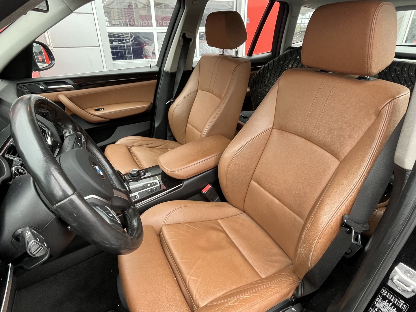 BMW - X3 - F25 xDrive20d A Business xLine - Maastoauto