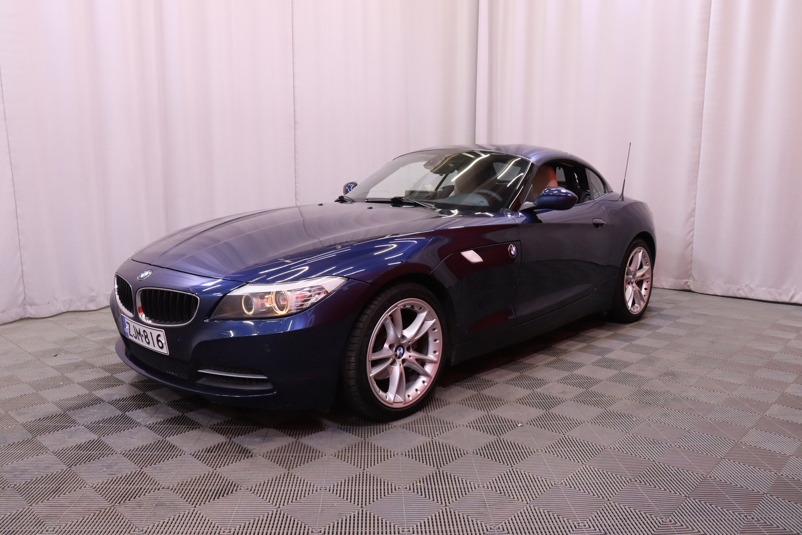 BMW - Z4 - E89 Roadster / Suomi-auto / - Avoauto