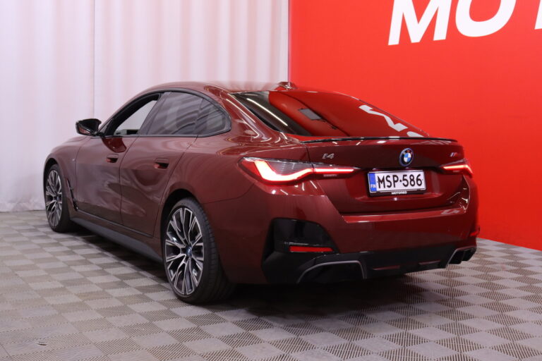 BMW i4 M50