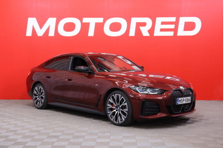 BMW - i4 M50 - Super Charged M Sport Pro / Laser / Kattoluukku / HUD / 360° / ACC / Harman&Kardon / Koukku / Adaptive M-alusta - Sedan