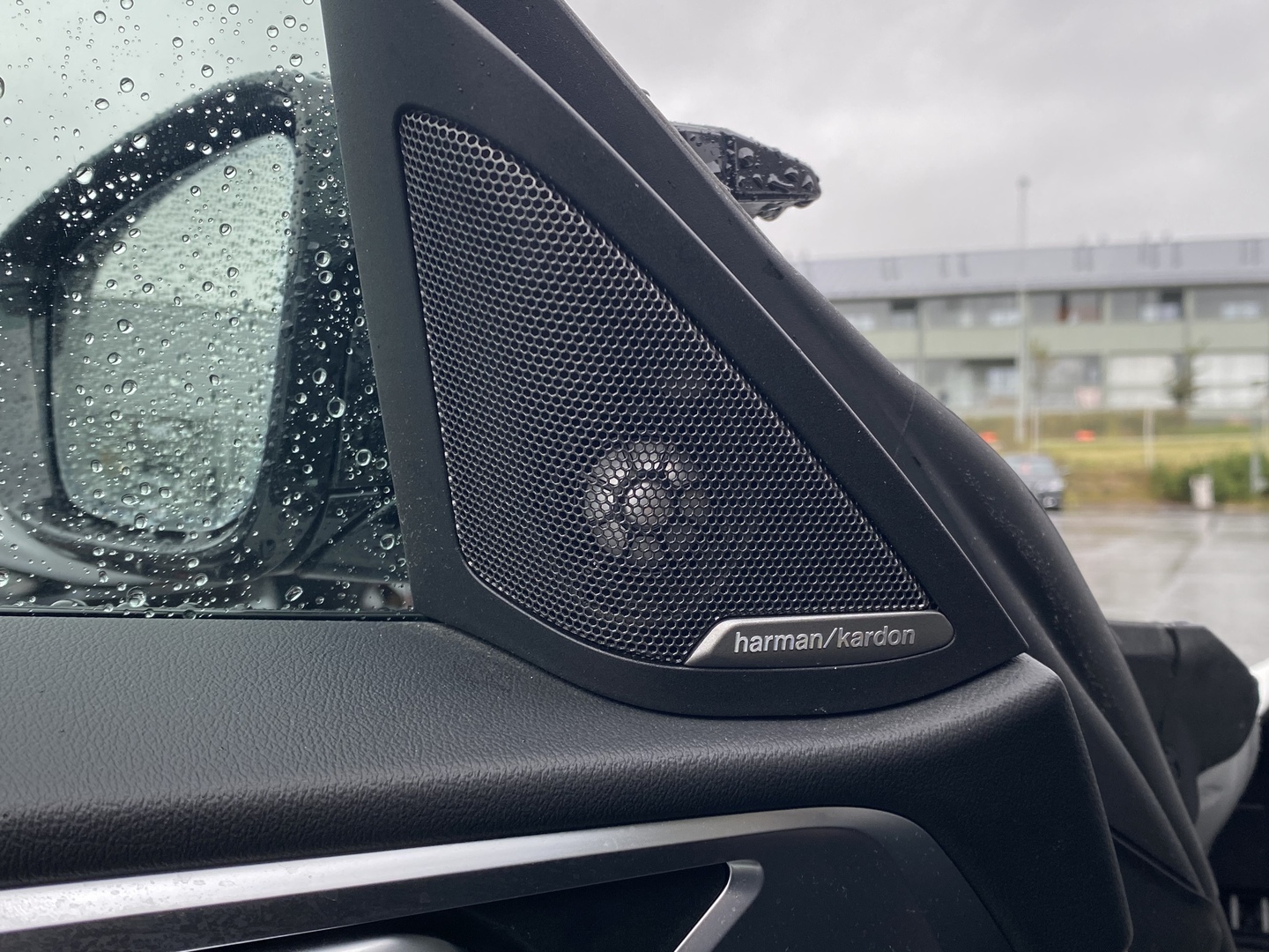 BMW - i4 - M50 Fully Charged - Sedan