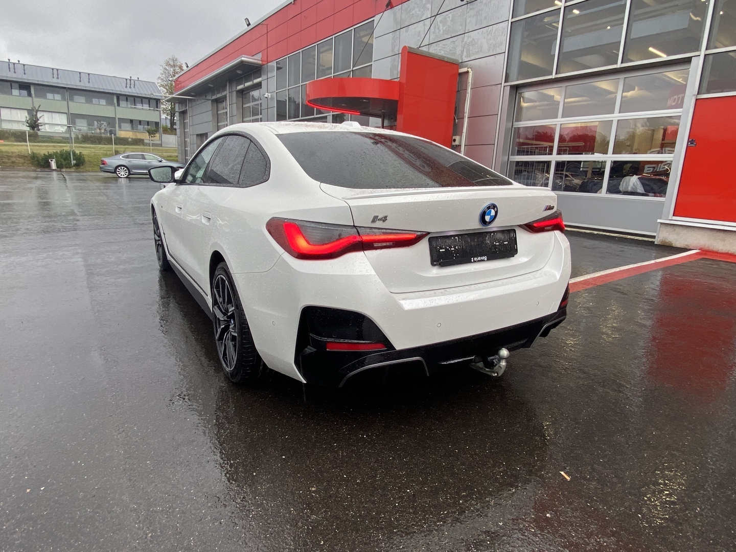 BMW - i4 - M50 Fully Charged - Sedan