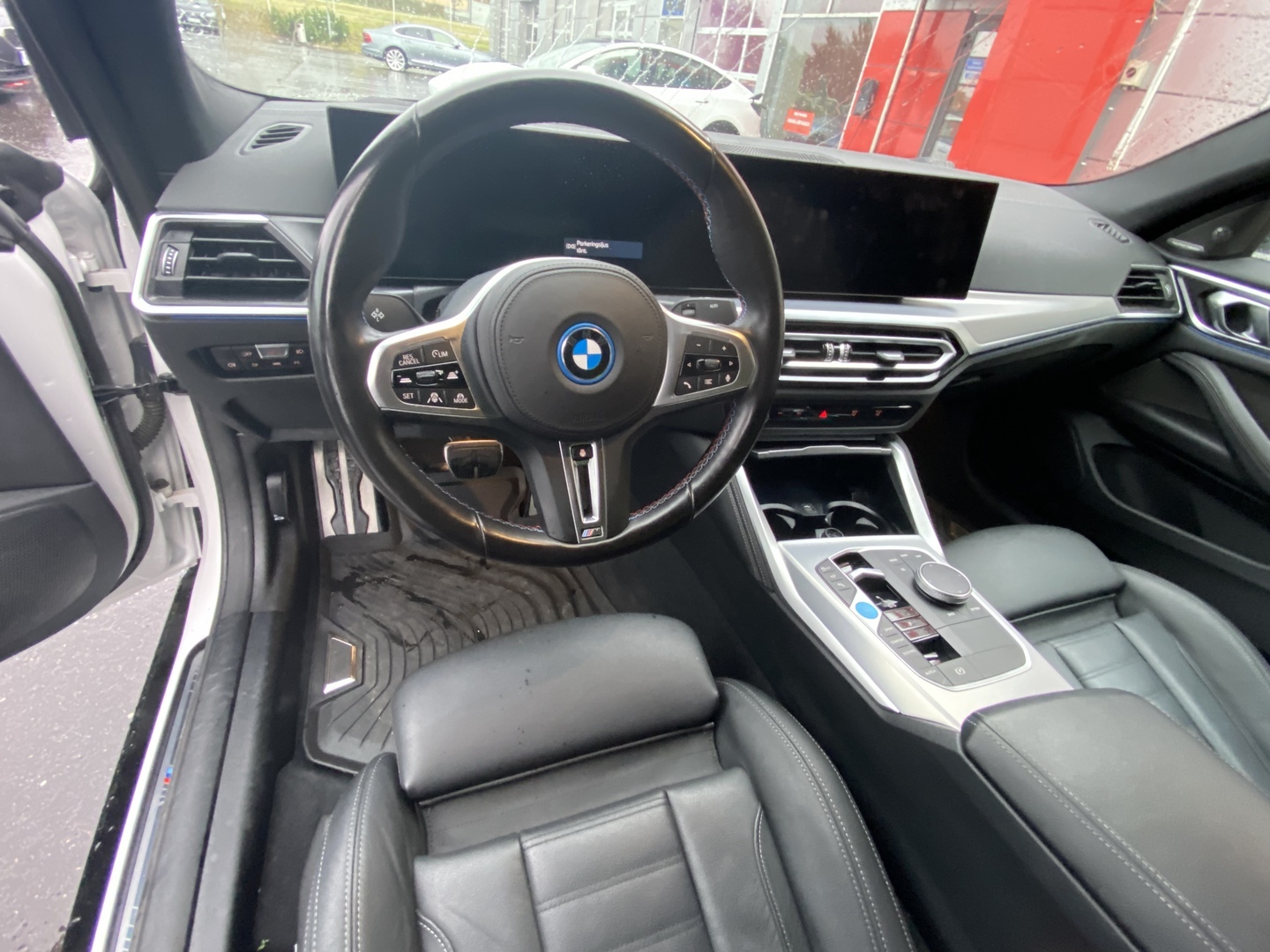 BMW - i4 - M50 Fully Charged - Sedan