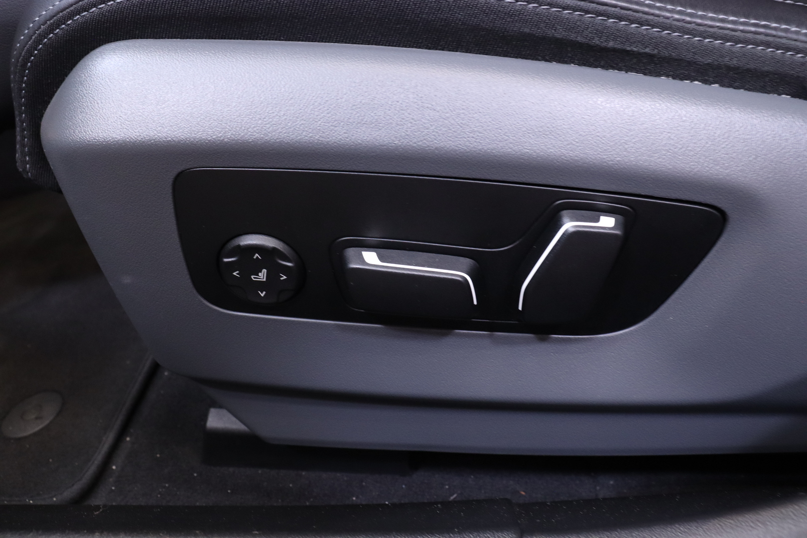 BMW - i5 - G60 eDrive40 M Sport Pro - Sedan