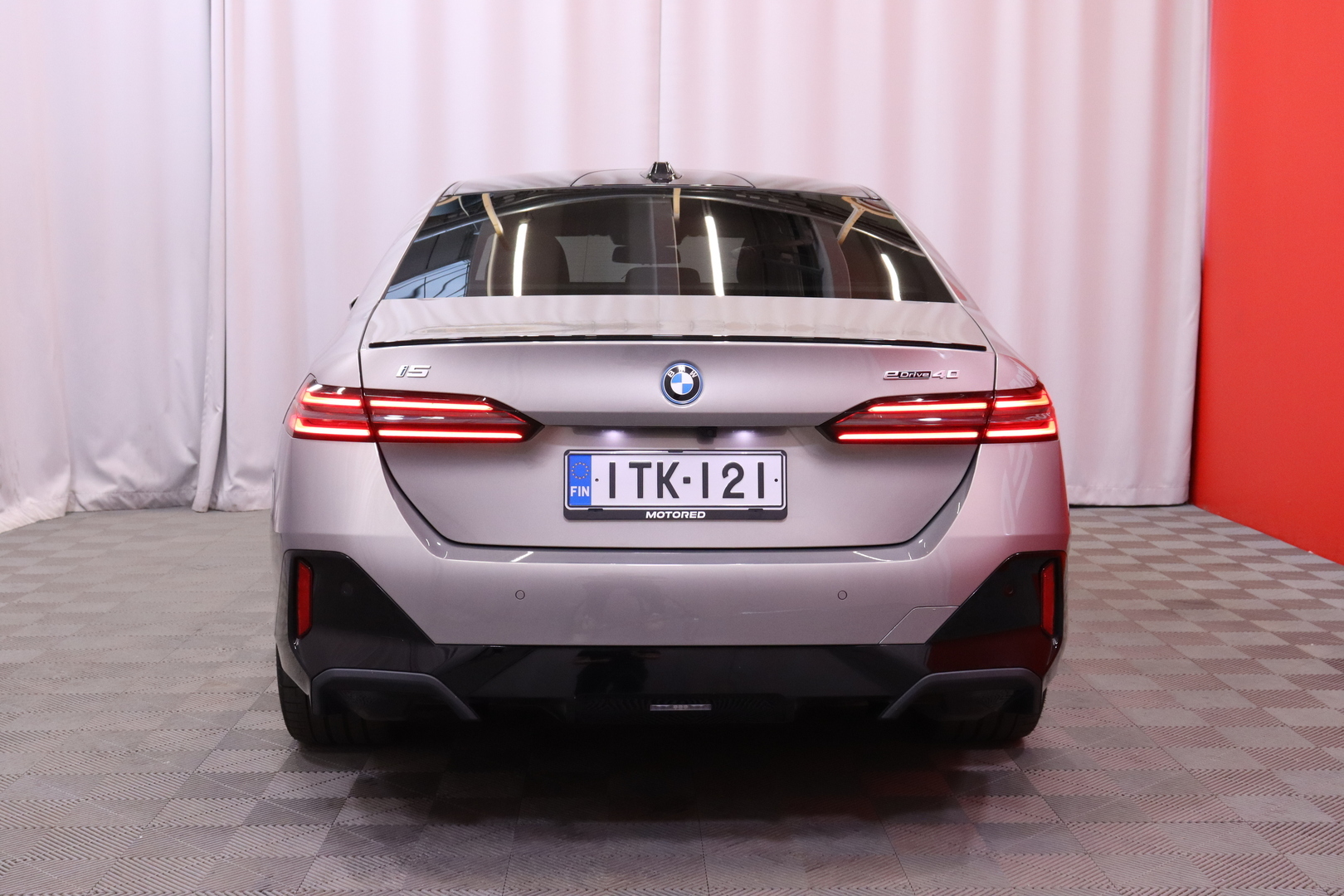 BMW - i5 - G60 eDrive40 M Sport Pro - Sedan