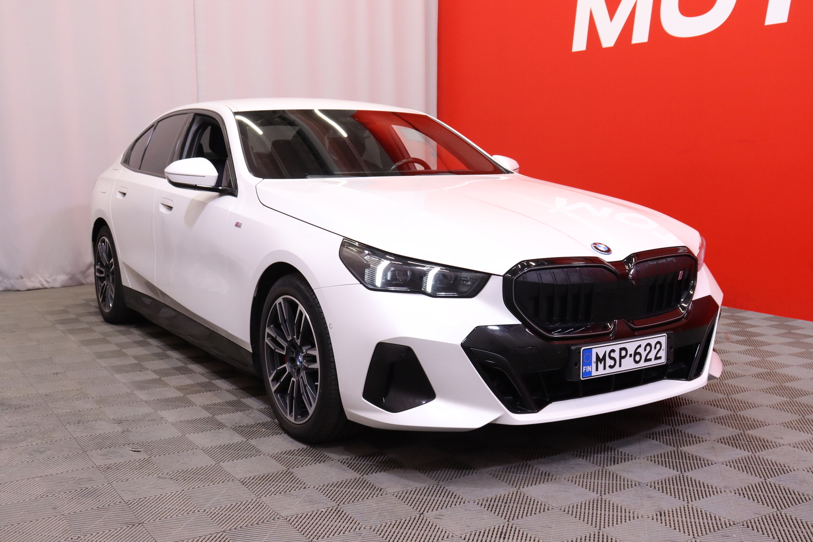 BMW - i5 - G60 eDrive40 M Sport Pro - Sedan
