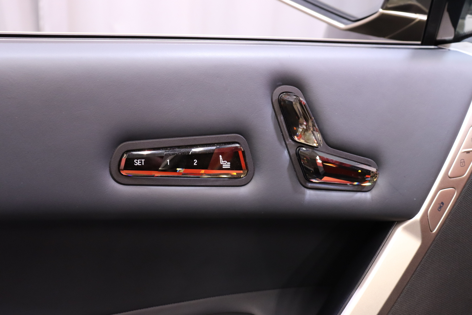 BMW - iX M60 -  - Maastoauto